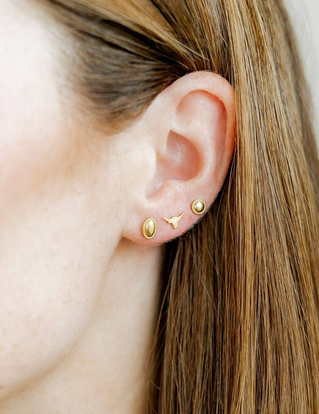 Screwback Stud Earrings - Drew Oval Gold