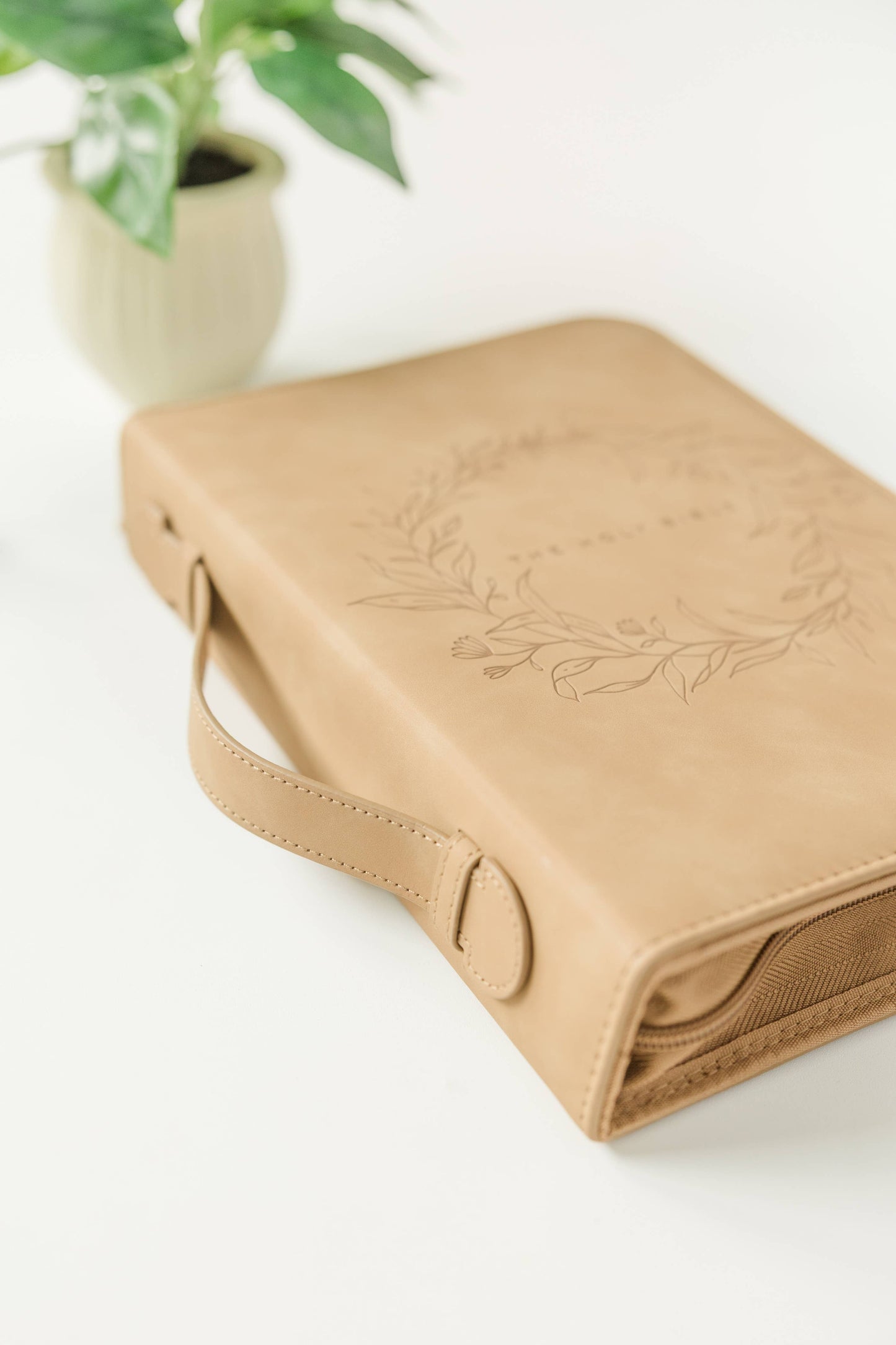 Floral Wreath Bible Case