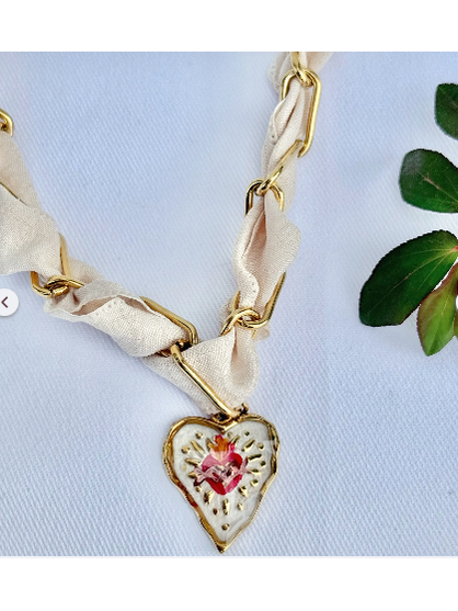 Sacred Heart Necklace | Small