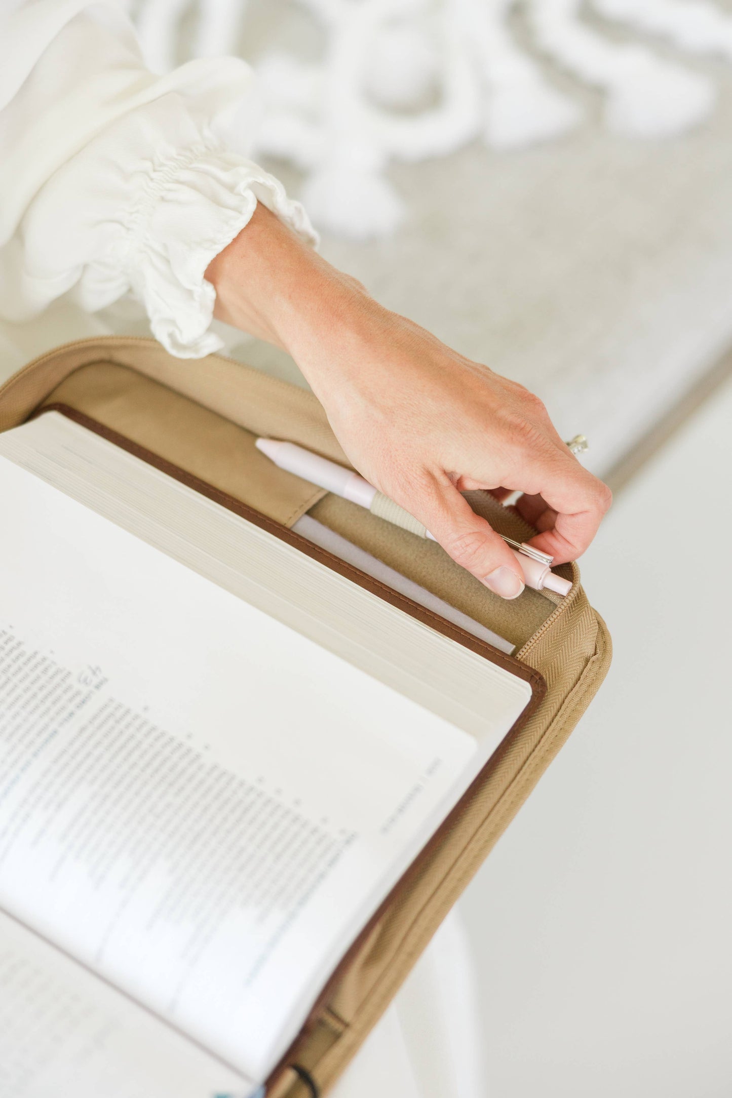 Floral Bible Case
