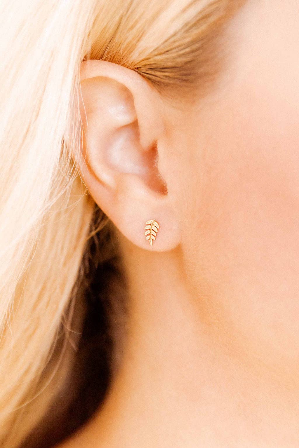 Screwback Stud Earrings - Sylvie