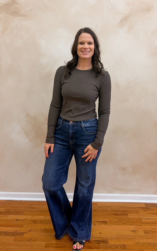 Taya Ribbed Long Sleeve Tee | Brown